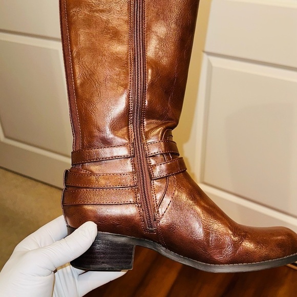 Unisa Brown Leather Riding Boots. - Picture 10 of 15
